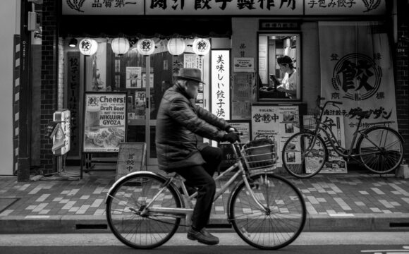 The Simplicity of Cycling