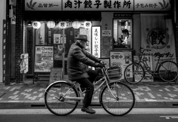 The Simplicity of Cycling